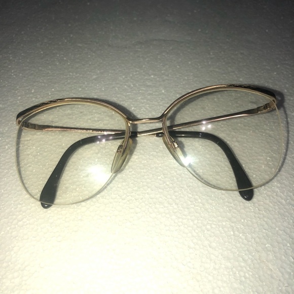 VTG Rodenstock Lady R Tour 805 RD 140 Gold Tone Frames w Twist Accent Design EUC - Picture 2 of 9